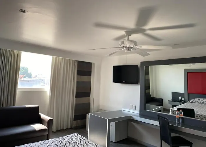 Atenas Plaza 4* Mexico City