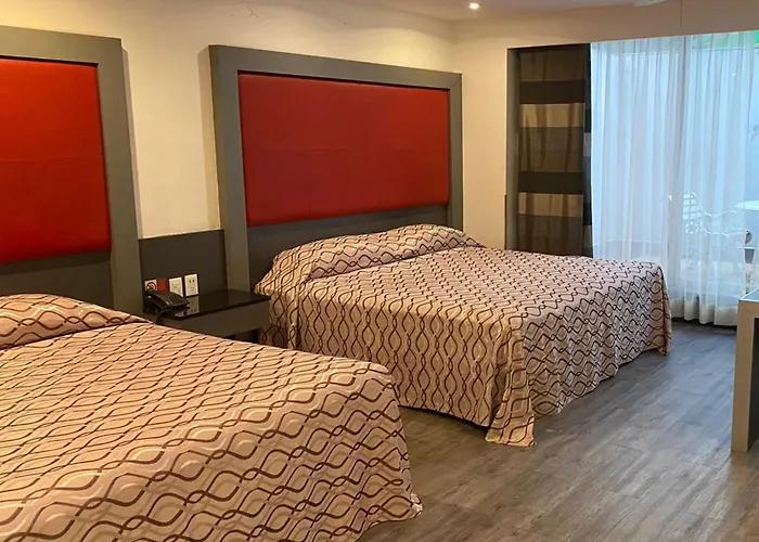 阿特纳斯广场酒店 4* 墨西哥城