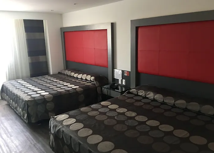 Atenas Plaza Hotel 4*