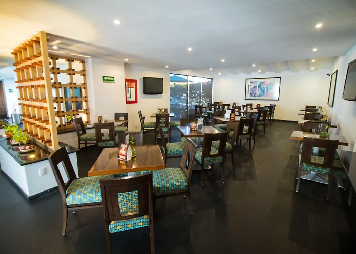 Atenas Plaza Hotel 4*