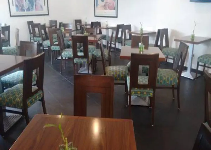 Hotel Atenas Plaza